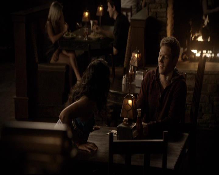 VampireDiariesWorld-dot-org_2x03BadMoonRising2024.jpg