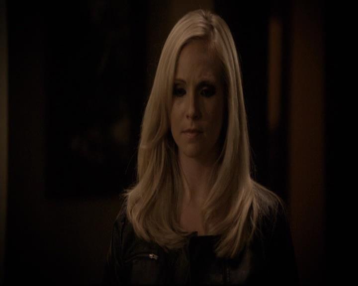 VampireDiariesWorld-dot-org_2x03BadMoonRising2031.jpg