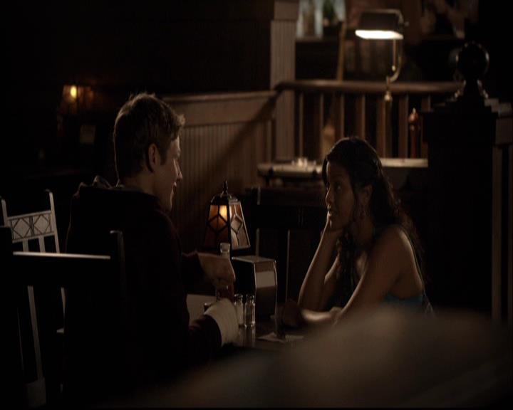 VampireDiariesWorld-dot-org_2x03BadMoonRising2032.jpg