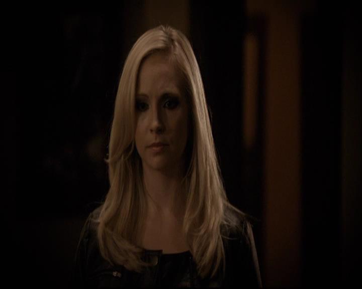 VampireDiariesWorld-dot-org_2x03BadMoonRising2035.jpg