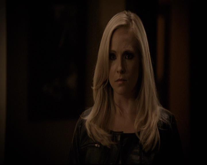 VampireDiariesWorld-dot-org_2x03BadMoonRising2038.jpg