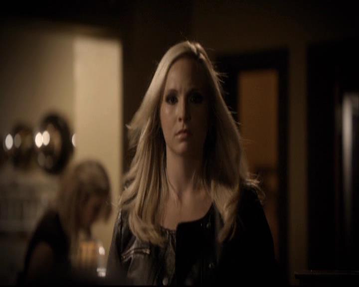 VampireDiariesWorld-dot-org_2x03BadMoonRising2042.jpg