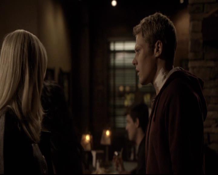 VampireDiariesWorld-dot-org_2x03BadMoonRising2058.jpg