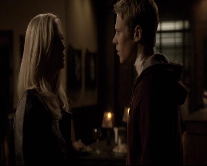 VampireDiariesWorld-dot-org_2x03BadMoonRising2059.jpg