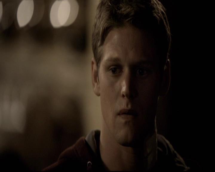 VampireDiariesWorld-dot-org_2x03BadMoonRising2087.jpg