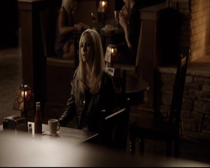 VampireDiariesWorld-dot-org_2x03BadMoonRising2099.jpg