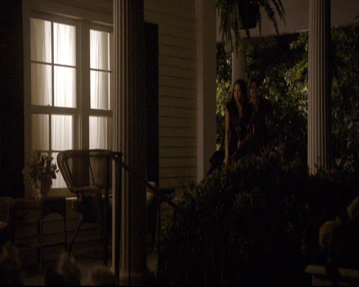 VampireDiariesWorld-dot-org_2x03BadMoonRising2135.jpg