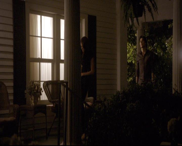 VampireDiariesWorld-dot-org_2x03BadMoonRising2137.jpg