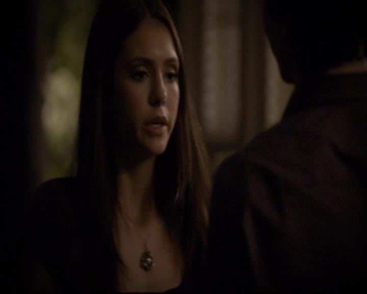 VampireDiariesWorld-dot-org_2x03BadMoonRising2144.jpg