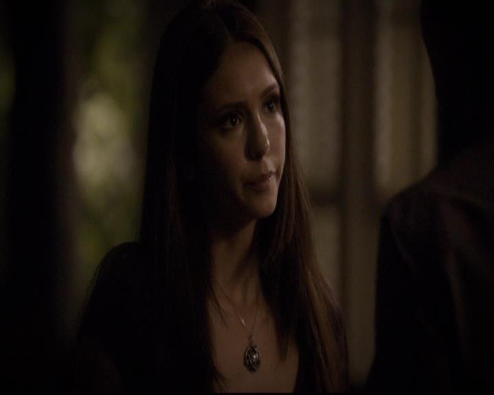 VampireDiariesWorld-dot-org_2x03BadMoonRising2145.jpg