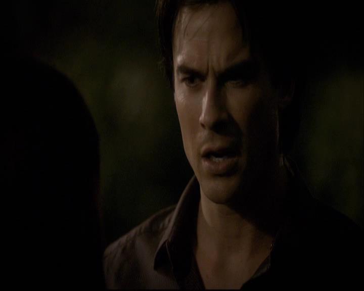 VampireDiariesWorld-dot-org_2x03BadMoonRising2150.jpg