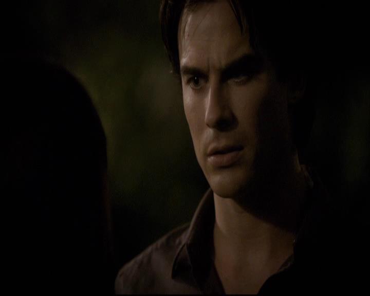 VampireDiariesWorld-dot-org_2x03BadMoonRising2152.jpg