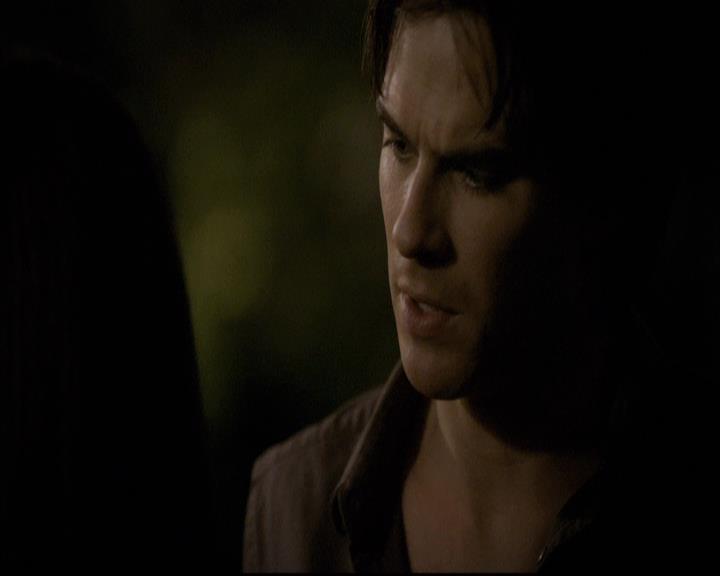 VampireDiariesWorld-dot-org_2x03BadMoonRising2158.jpg