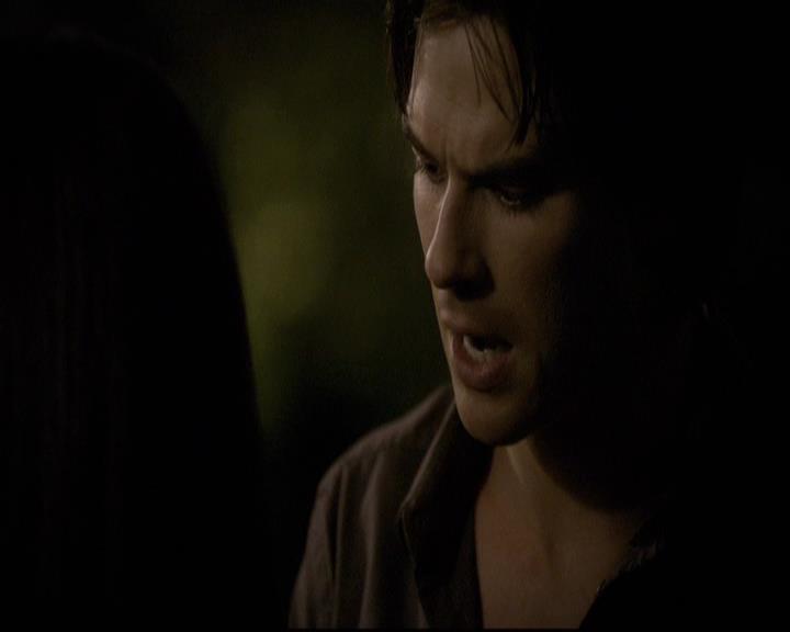 VampireDiariesWorld-dot-org_2x03BadMoonRising2160.jpg