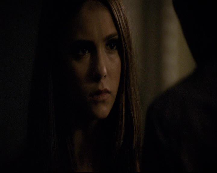 VampireDiariesWorld-dot-org_2x03BadMoonRising2167.jpg