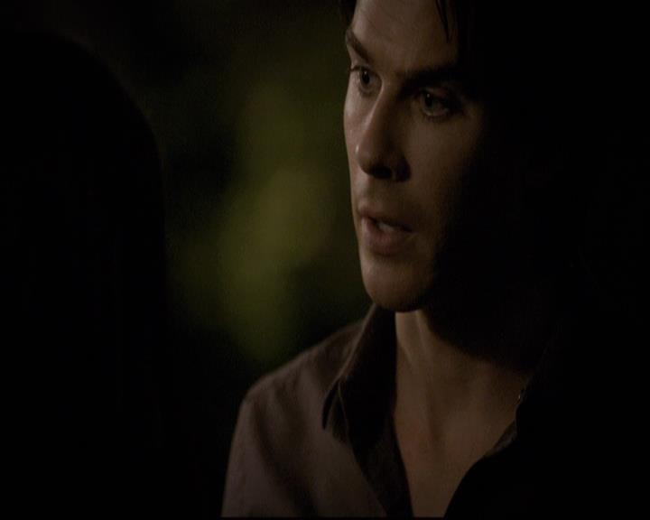 VampireDiariesWorld-dot-org_2x03BadMoonRising2171.jpg