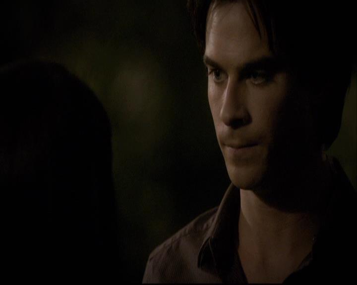 VampireDiariesWorld-dot-org_2x03BadMoonRising2178.jpg