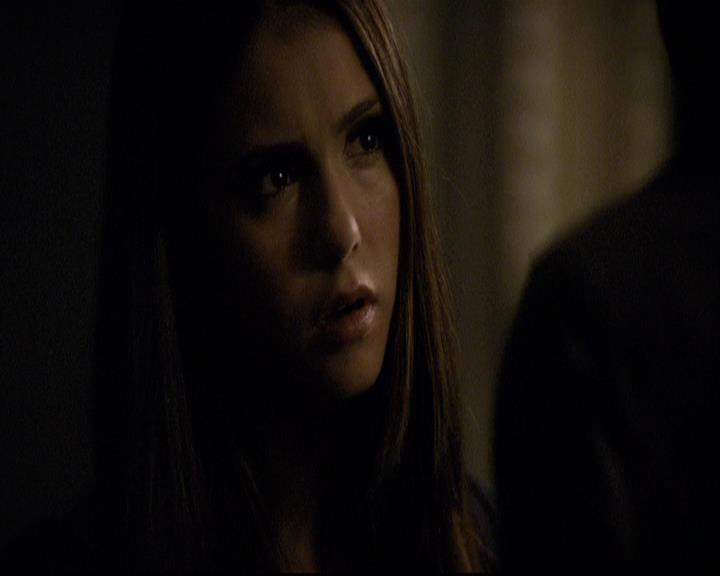 VampireDiariesWorld-dot-org_2x03BadMoonRising2181.jpg