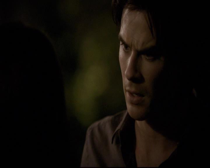 VampireDiariesWorld-dot-org_2x03BadMoonRising2182.jpg