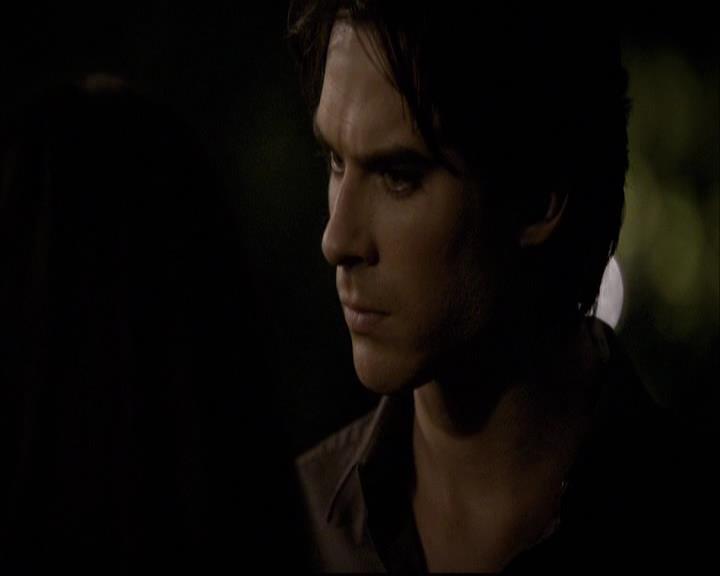 VampireDiariesWorld-dot-org_2x03BadMoonRising2193.jpg