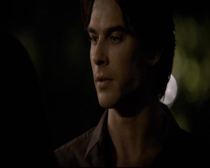 VampireDiariesWorld-dot-org_2x03BadMoonRising2194.jpg