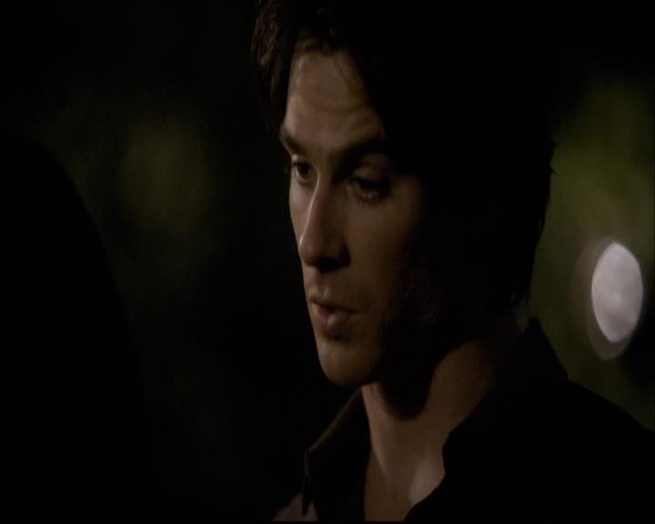 VampireDiariesWorld-dot-org_2x03BadMoonRising2197.jpg