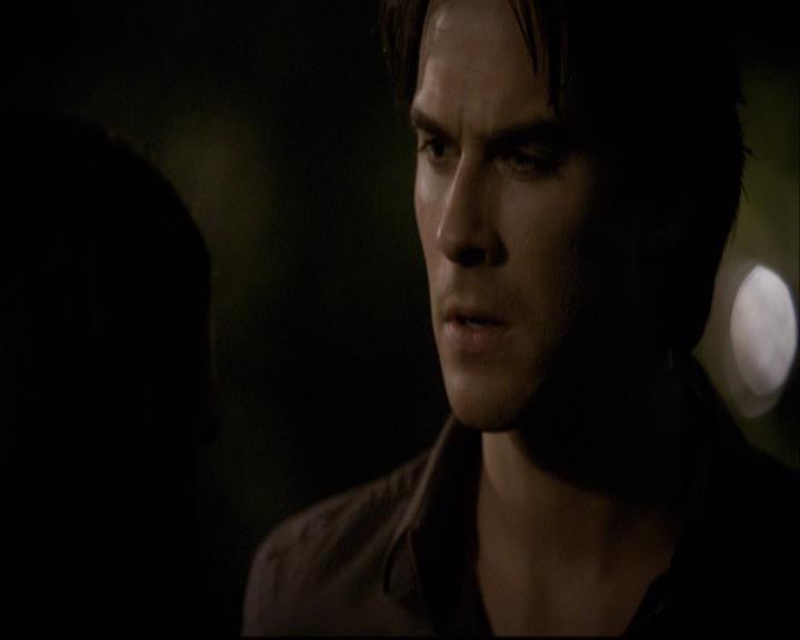 VampireDiariesWorld-dot-org_2x03BadMoonRising2202.jpg