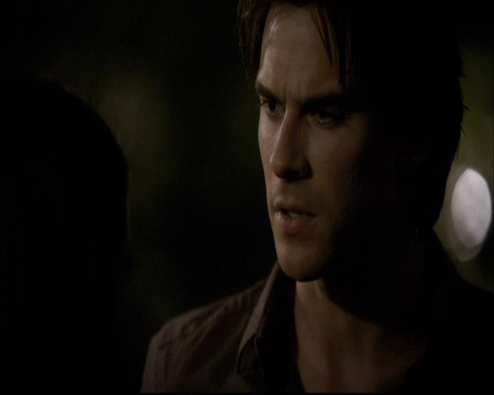 VampireDiariesWorld-dot-org_2x03BadMoonRising2205.jpg