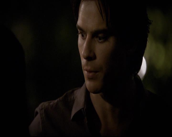 VampireDiariesWorld-dot-org_2x03BadMoonRising2213.jpg