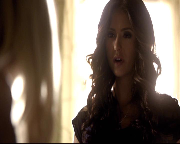 VampireDiariesWorld-dot-org_2x03BadMoonRising2241.jpg