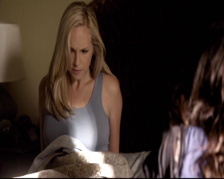 VampireDiariesWorld-dot-org_2x03BadMoonRising2248.jpg