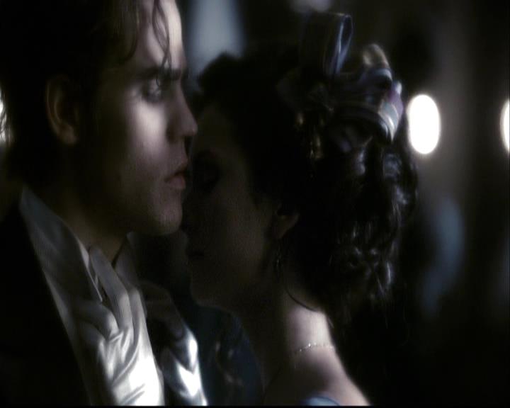 VampireDiariesWorld-dot-org_2x04MemoryLane0094.jpg