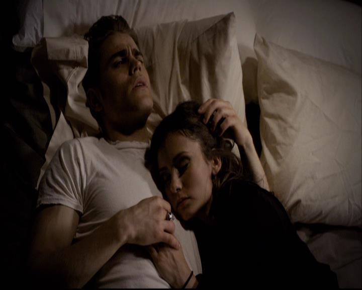 VampireDiariesWorld-dot-org_2x04MemoryLane0104.jpg