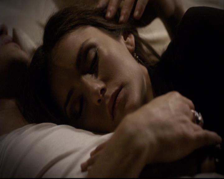 VampireDiariesWorld-dot-org_2x04MemoryLane0107.jpg