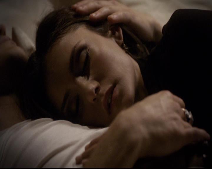 VampireDiariesWorld-dot-org_2x04MemoryLane0110.jpg