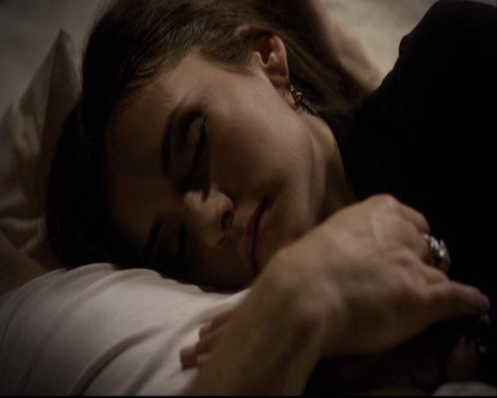 VampireDiariesWorld-dot-org_2x04MemoryLane0111.jpg