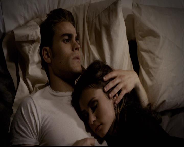 VampireDiariesWorld-dot-org_2x04MemoryLane0115.jpg