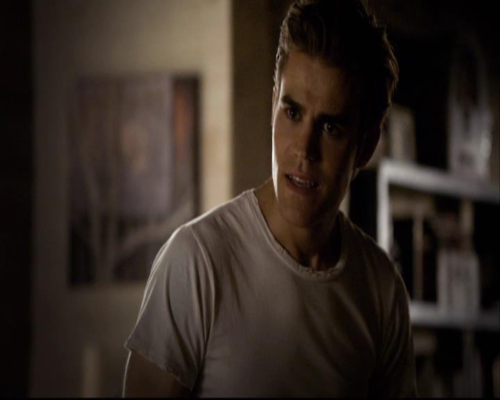 VampireDiariesWorld-dot-org_2x04MemoryLane0120.jpg