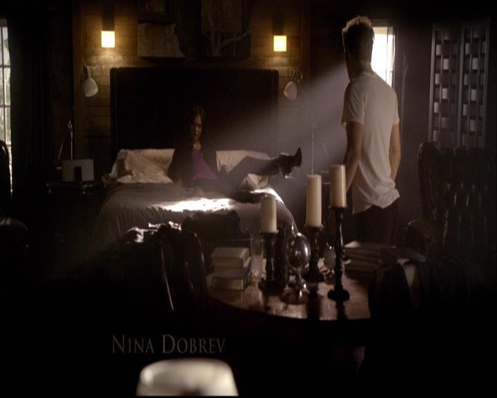 VampireDiariesWorld-dot-org_2x04MemoryLane0130.jpg