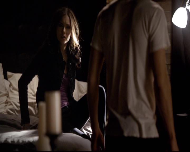 VampireDiariesWorld-dot-org_2x04MemoryLane0132.jpg