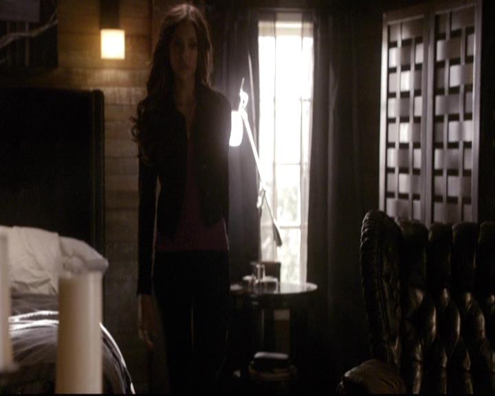 VampireDiariesWorld-dot-org_2x04MemoryLane0136.jpg