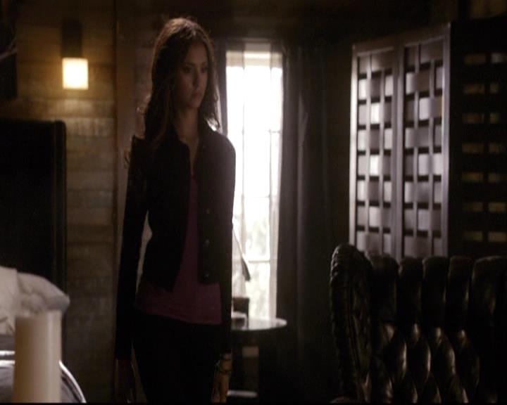 VampireDiariesWorld-dot-org_2x04MemoryLane0137.jpg