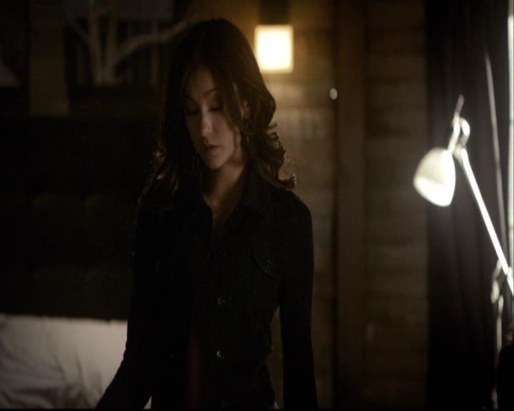 VampireDiariesWorld-dot-org_2x04MemoryLane0145.jpg