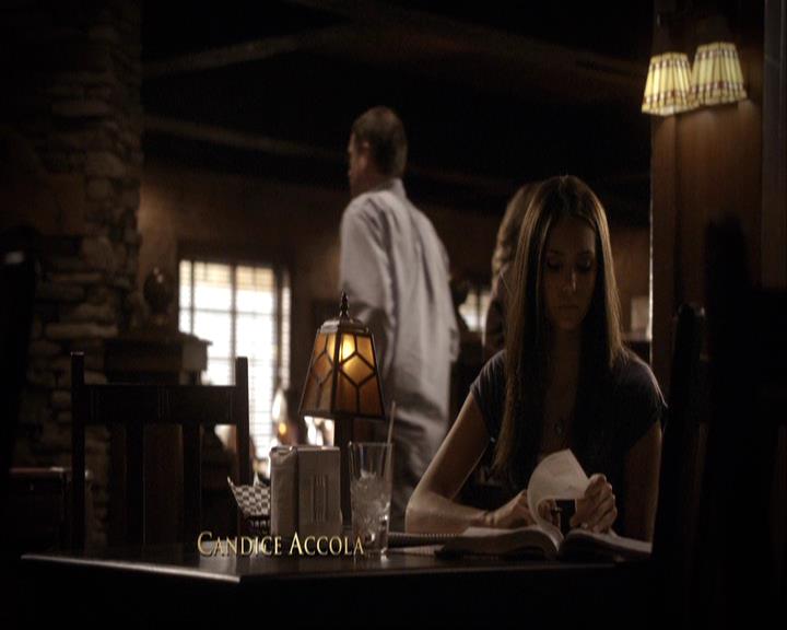 VampireDiariesWorld-dot-org_2x04MemoryLane0170.jpg