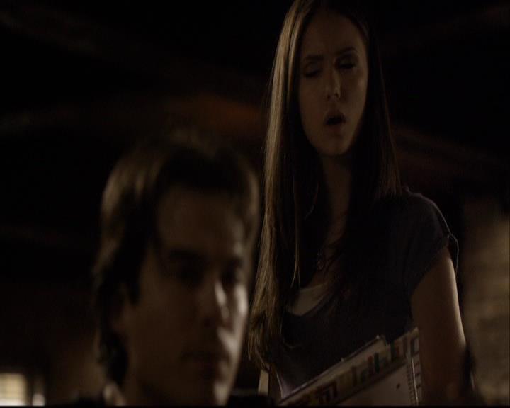 VampireDiariesWorld-dot-org_2x04MemoryLane0198.jpg