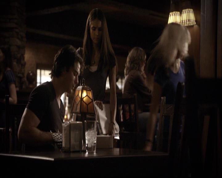 VampireDiariesWorld-dot-org_2x04MemoryLane0215.jpg