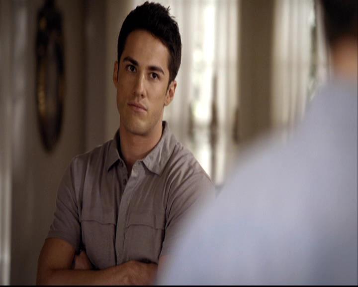 VampireDiariesWorld-dot-org_2x04MemoryLane0271.jpg