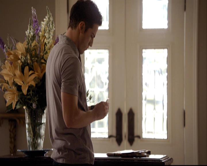 VampireDiariesWorld-dot-org_2x04MemoryLane0288.jpg