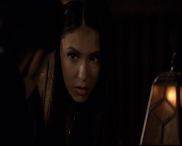 VampireDiariesWorld-dot-org_2x04MemoryLane1960.jpg