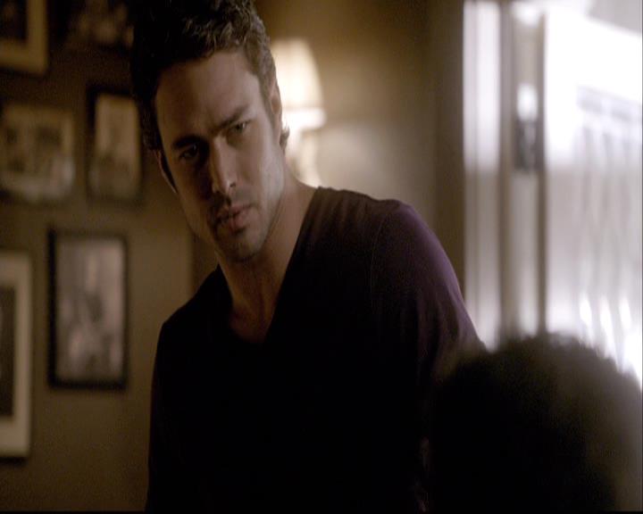 VampireDiariesWorld-dot-org_2x05KillOrBeKilled0080.jpg